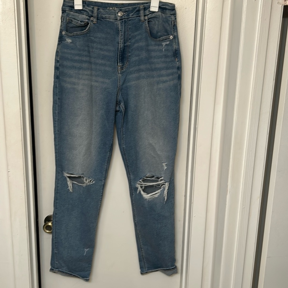 American Eagle curvy mom Jean